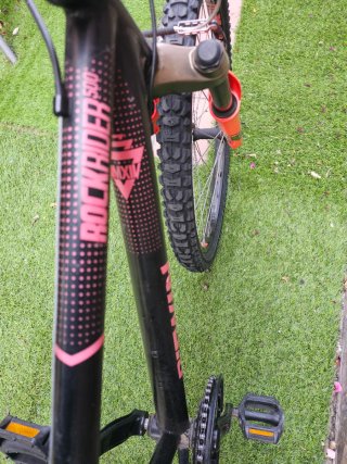 Bicicleta B'TWIN Rockrider 500 24" Negra Naranja