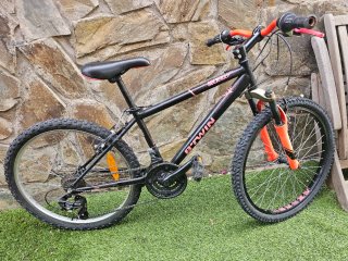 Bicicleta B'TWIN Rockrider 500 24" Negra Naranja