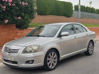 Toyota Avensis 2008