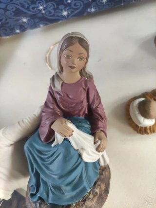 Belén 3 figuras: María, José y Niño Jesús