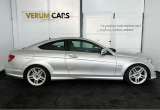 Mercedes-Benz Clase C 2012 ¡PACK AMG Y NACIONAL!