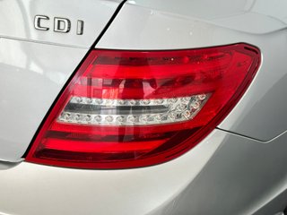 Mercedes-Benz Clase C 2012 ¡PACK AMG Y NACIONAL!