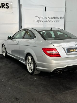 Mercedes-Benz Clase C 2012 ¡PACK AMG Y NACIONAL!