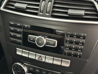 Mercedes-Benz Clase C 2012 ¡PACK AMG Y NACIONAL!