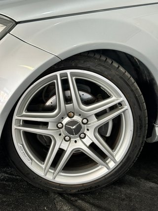 Mercedes-Benz Clase C 2012 ¡PACK AMG Y NACIONAL!