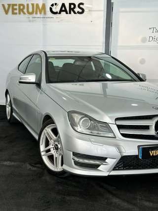 Mercedes-Benz Clase C 2012 ¡PACK AMG Y NACIONAL!