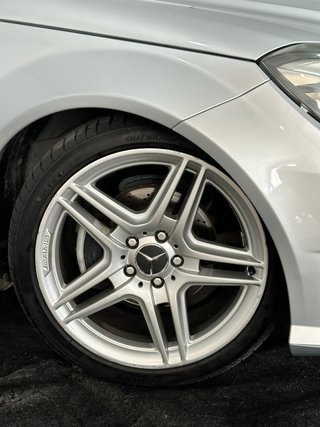 Mercedes-Benz Clase C 2012 ¡PACK AMG Y NACIONAL!