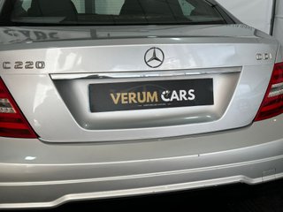 Mercedes-Benz Clase C 2012 ¡PACK AMG Y NACIONAL!