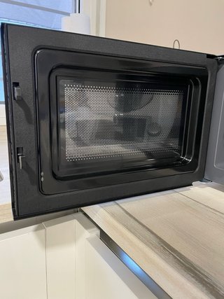 Microondas Diseño Mandine Negro