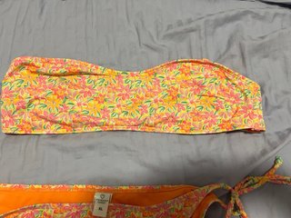 Bikini floral naranja y rosa talla XL