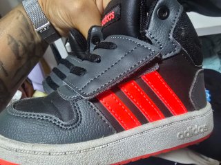 Tenis Adidas Niño Talla 25