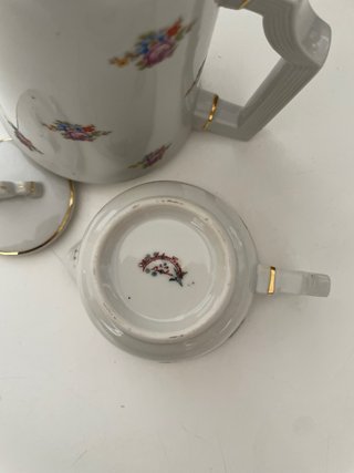 Cafetera y jarra Manufacturas Cerámicas
