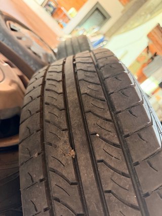 Llantas con neumáticos Fiat ducato y tapacubos 15”