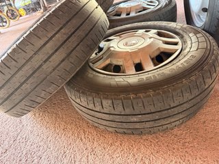 Llantas con neumáticos Fiat ducato y tapacubos 15”