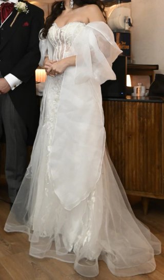 Mangas de Novia/Fiesta color marfil.