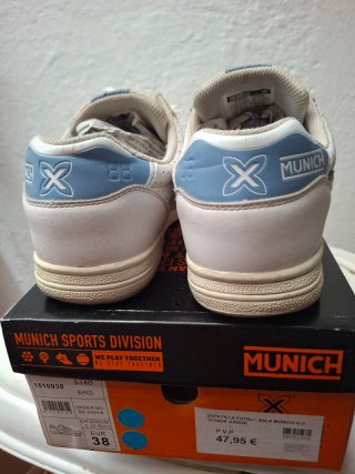 Zapatillas Munich Mujer Blancas y Azules