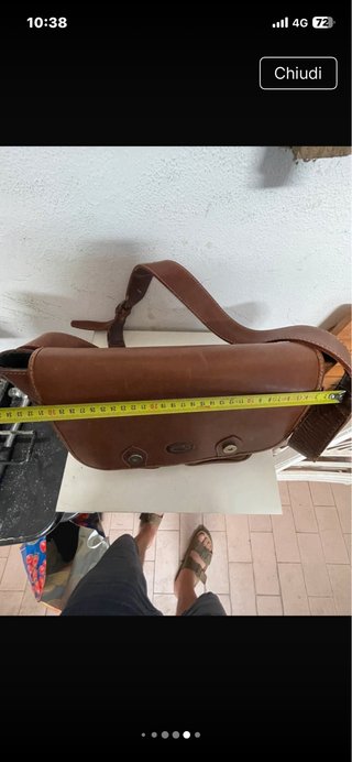 Borsa in pelle marrone di marca