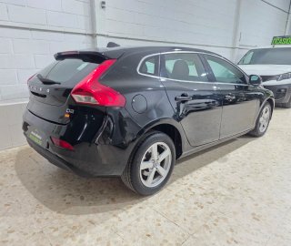 Volvo V40 2015