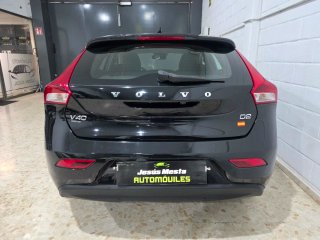 Volvo V40 2015