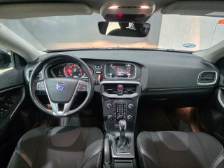 Volvo V40 2015