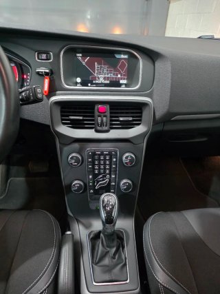 Volvo V40 2015