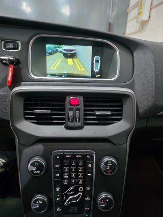 Volvo V40 2015