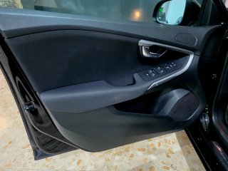 Volvo V40 2015
