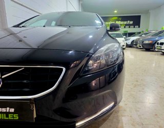 Volvo V40 2015