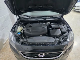 Volvo V40 2015
