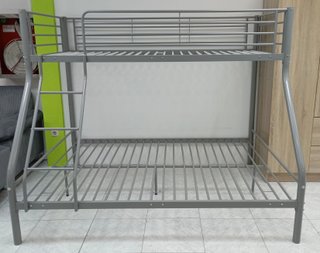 Litera Cama matrimonial  + (2) Colchones. REBAJADA