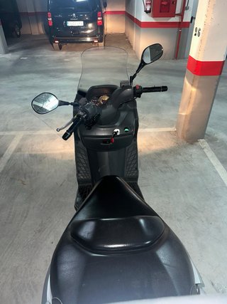 Suzuki Burgman 125 - 2006 - 45.000 km