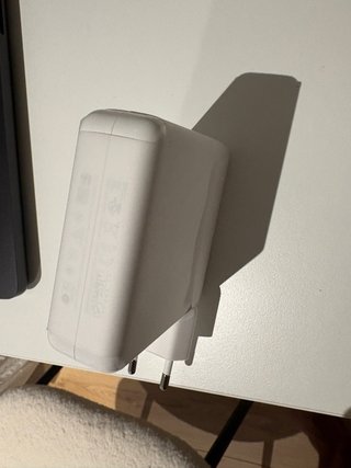 Cargador Apple 140W + Cable MagSafe 3