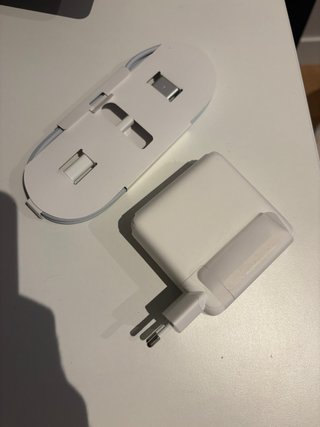 Cargador Apple 140W + Cable MagSafe 3
