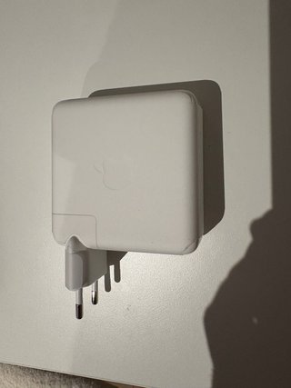Cargador Apple 140W + Cable MagSafe 3