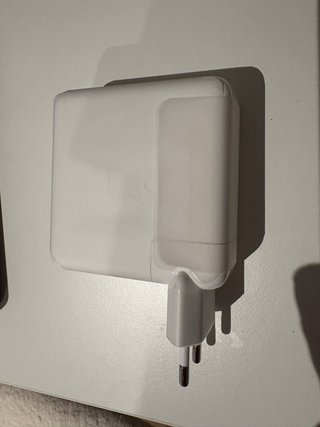 Cargador Apple 140W + Cable MagSafe 3