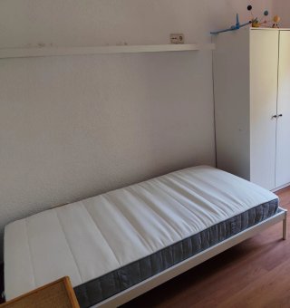 Cama Vevelstad 105cm + Colchón Ikea