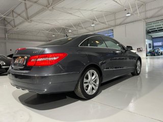 MERCEDES-BENZ CLASE E COUPÉ E 250 CGI (2010)