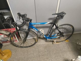 Bicicleta Carretera Cannondale Synapse Azul