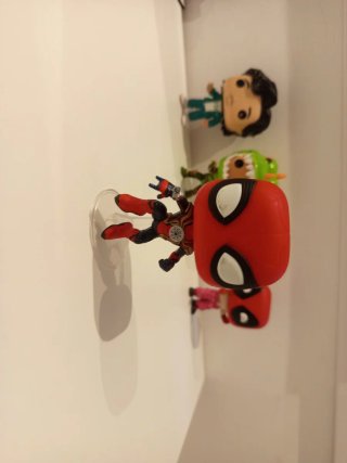 Lote Funko Pop sin caja, por separado 10€ cada uno