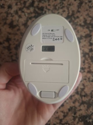 Rato Ergonómico Vertical Rosa Sem Fios