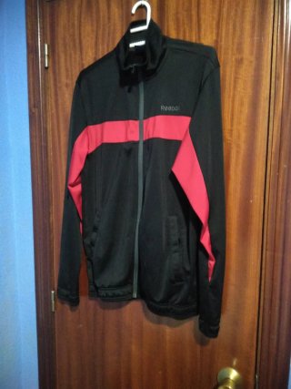 Chaqueta deportiva Reebok Talla S