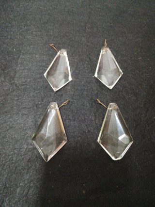 Prismas de cristal colgantes (4 unidades)
