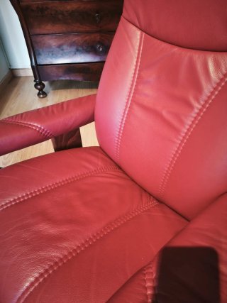 2 Sillones Stressless con reposapiés