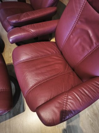 2 Sillones Stressless con reposapiés
