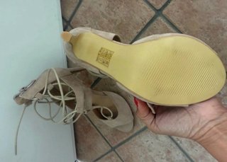 Sandali schiava beige con lacci