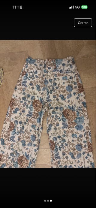Pantalón estampado floral