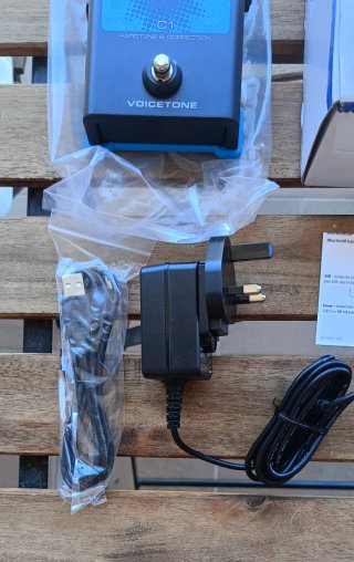 TC Helicon VoiceTone C1