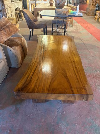 Impresionante Mesa de centro de madera teca maciza