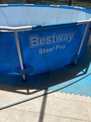 CHOLLO. Piscina Bestway 4678 litros