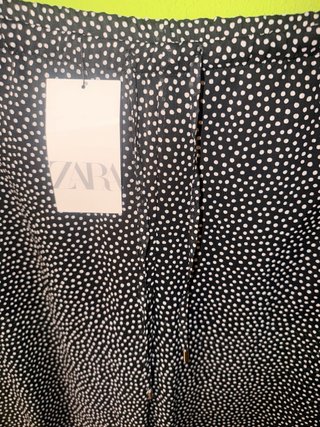 Pantalón Zara lunares NUEVO